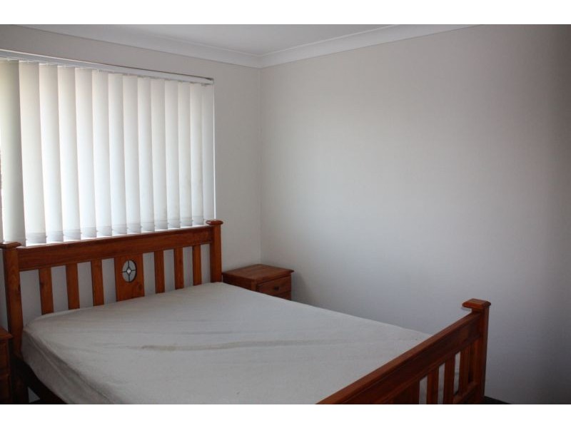 12 Leonard Avenue, Surfers Paradise QLD 4217