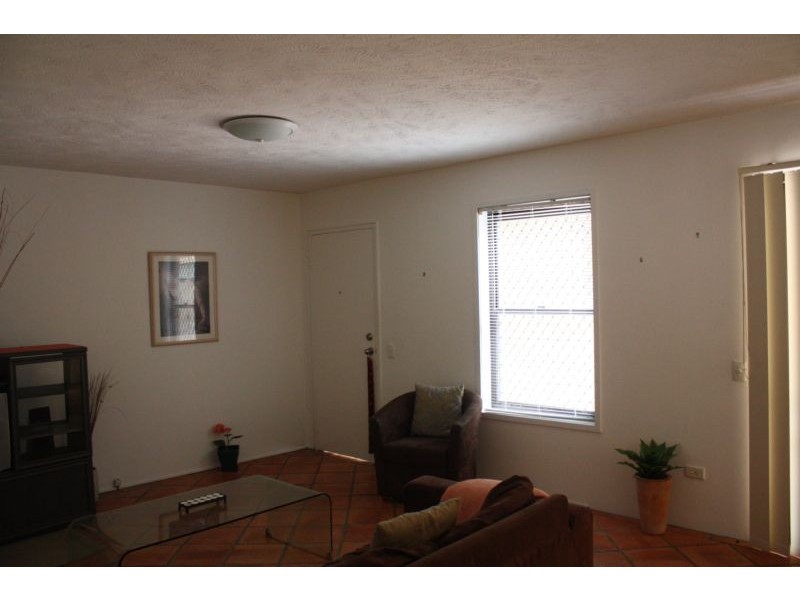 33 Monaco Street, Surfers Paradise QLD 4217