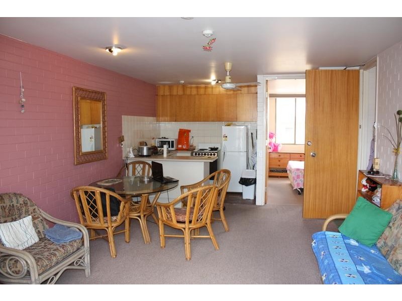 25 Old Burleigh Road ‘Surf Spray Court’, Broadbeach QLD 4218