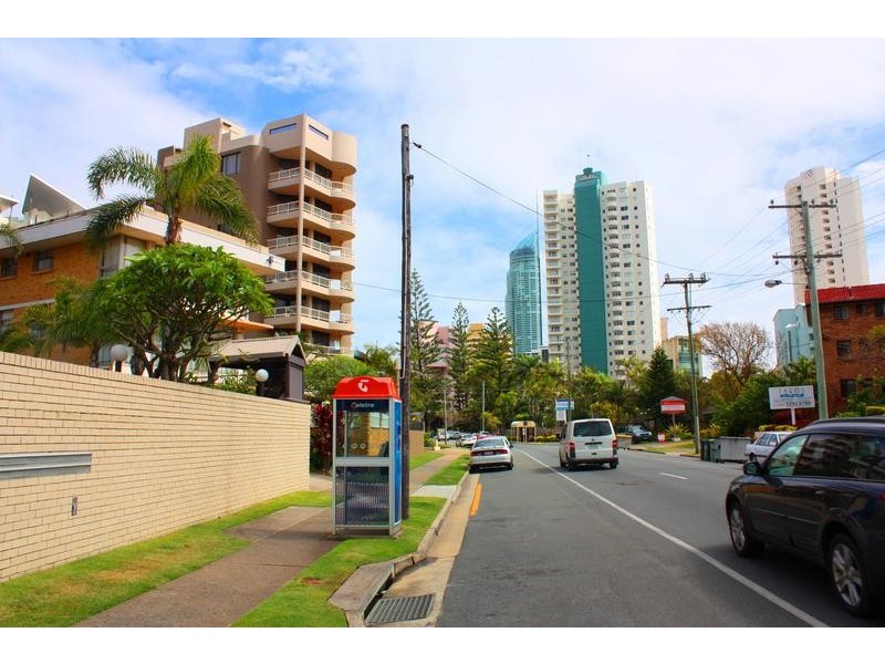 25 Old Burleigh Road ‘Surf Spray Court’, Broadbeach QLD 4218