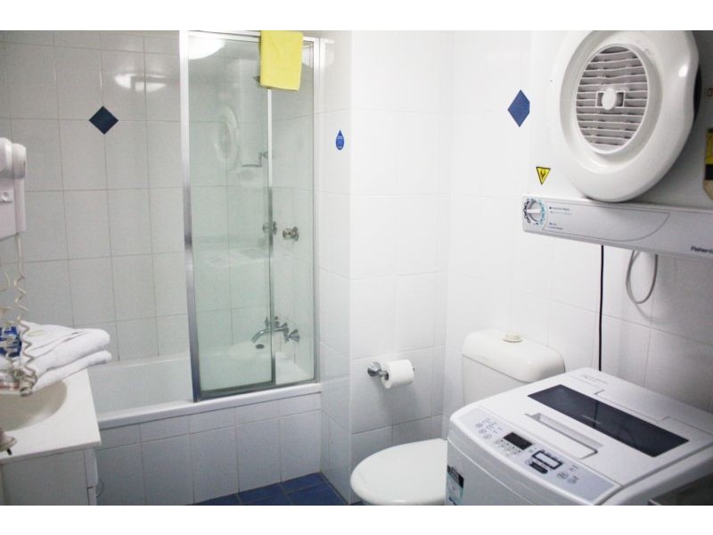 18 Hanlan Street ‘ Beachcomber’, Surfers Paradise QLD 4217