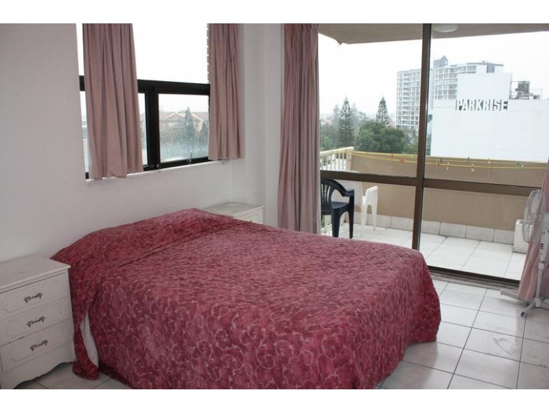 3049 Surfers Paradise Boulevard ‘Paradise Towers’, Surfers Paradise QLD 4217