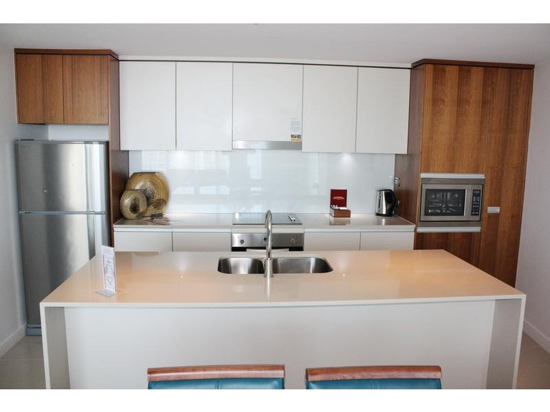 3018 Surfers Paradise Boulevard ‘Elston Grand Surf Resort’, Surfers Paradise QLD 4217