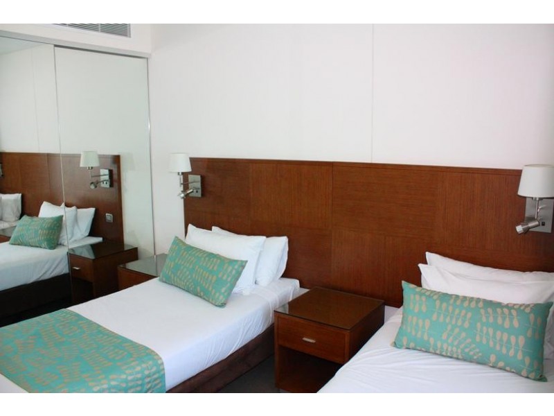 3018 Surfers Paradise Boulevard ‘Elston Grand Surf Resort’, Surfers Paradise QLD 4217