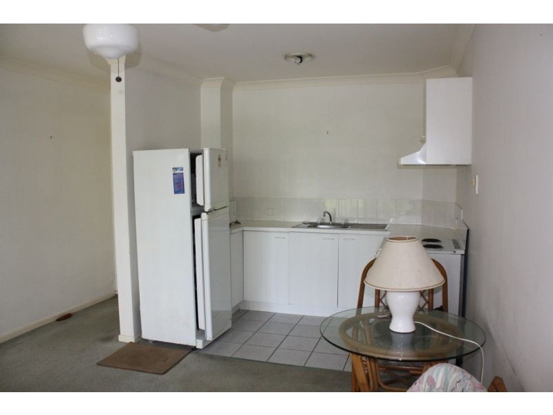 33 Cypress Avenue ‘Cypress Court’, Surfers Paradise QLD 4217