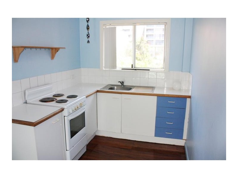 6 George Avenue ‘Orchid Beach’, Broadbeach QLD 4218