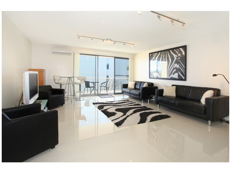 28 Riverview Parade ‘Paringa’, Surfers Paradise QLD 4217
