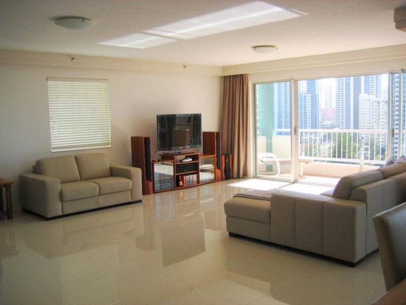 7 Fern Street ‘Marriner Views’, Surfers Paradise QLD 4217