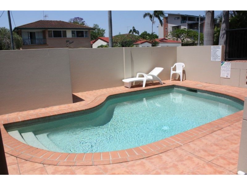 13 Illawong Street, Chevron Island QLD 4217