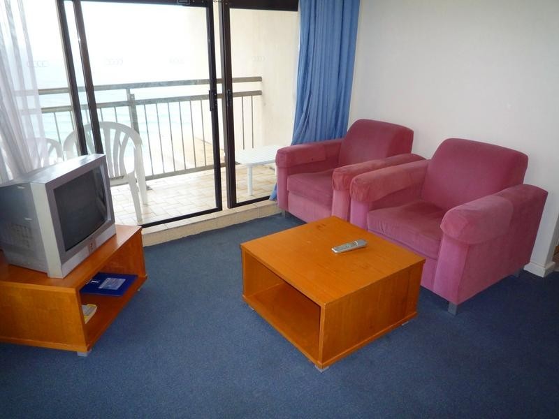 18 Hanlan Street ‘Beachcomber’, Surfers Paradise QLD 4217