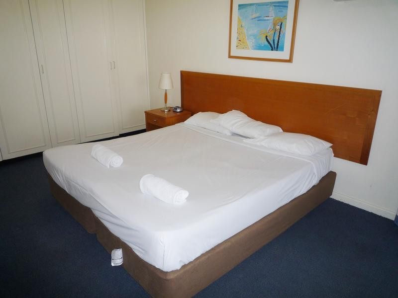 18 Hanlan Street ‘Beachcomber’, Surfers Paradise QLD 4217