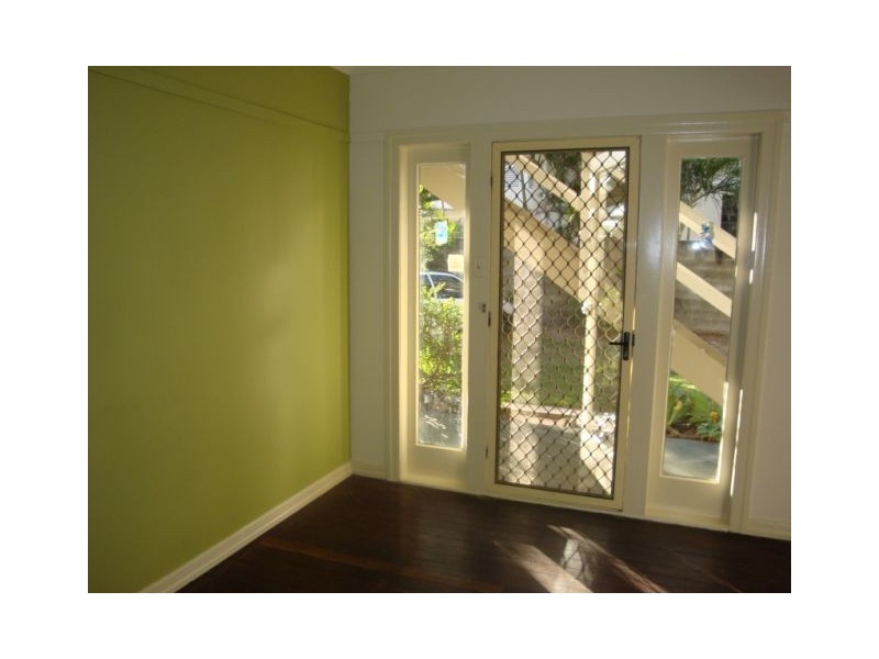 108 Old Burleigh Road, Broadbeach QLD 4218