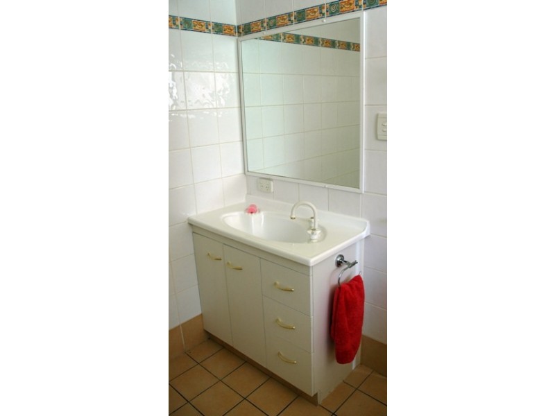 26 Leonard Avenue ‘Eva’, Surfers Paradise QLD 4217