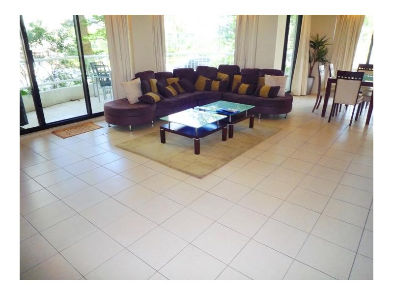 85 Old Burleigh Road ‘Biarritz’, Surfers Paradise QLD 4217