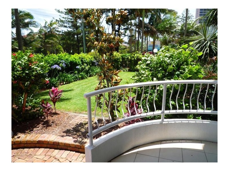 85 Old Burleigh Road ‘Biarritz’, Surfers Paradise QLD 4217