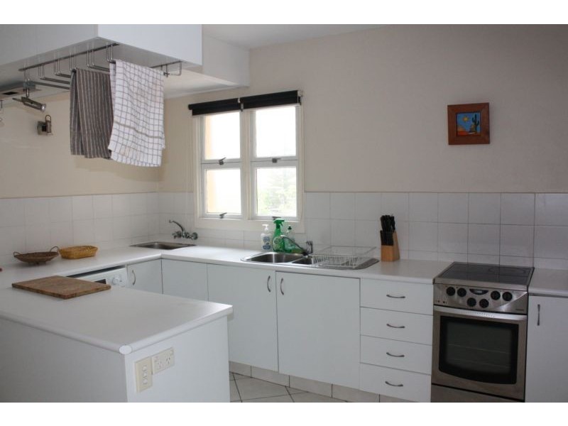 34 Hanlan Street ‘Kinkabool’, Surfers Paradise QLD 4217