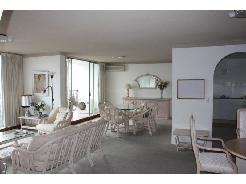 2 Riverview Parade ‘Condor’, Surfers Paradise QLD 4217