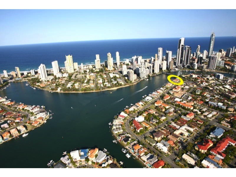 1/35 Stanhill Drive, Chevron Island QLD 4217