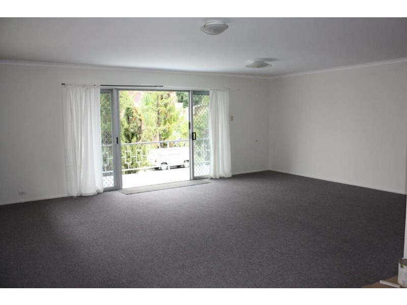 6 Weemala Street, Surfers Paradise QLD 4217