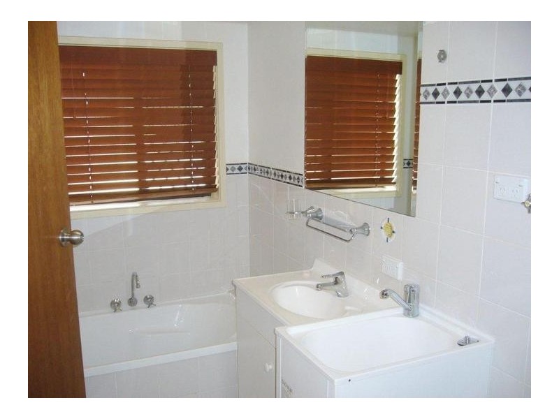 28 Sunrise Boulevard ‘Sunsand’, Surfers Paradise QLD 4217