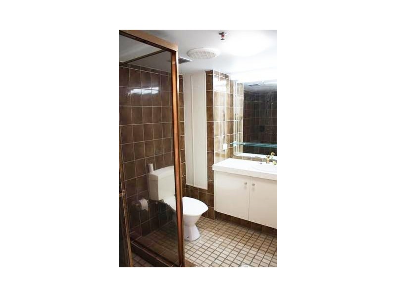 4 Thornton Street ‘Acapulco’, Surfers Paradise QLD 4217