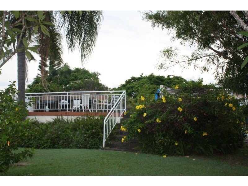 5 Holborow Close, Surfers Paradise QLD 4217