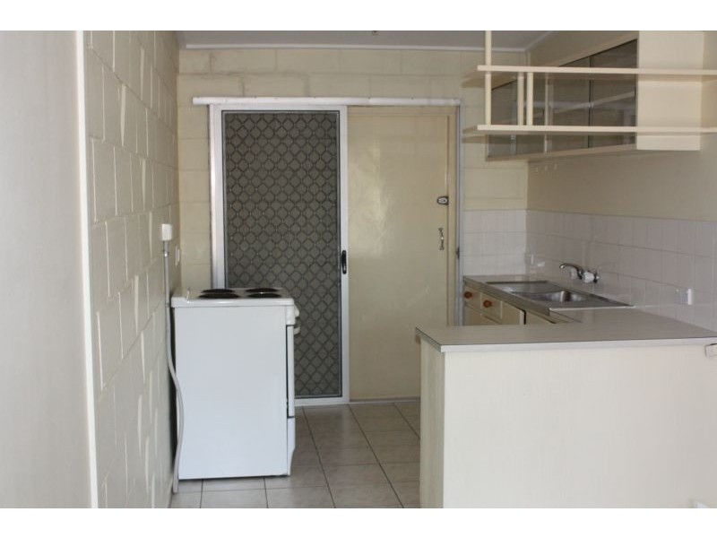 5 Holborow Close, Surfers Paradise QLD 4217