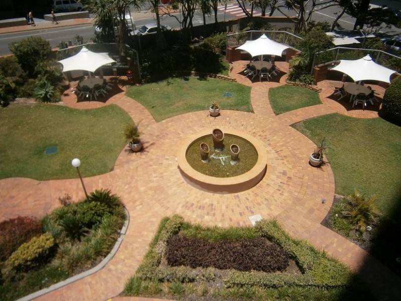 5 Clifford Street ‘Peninsula’, Surfers Paradise QLD 4217