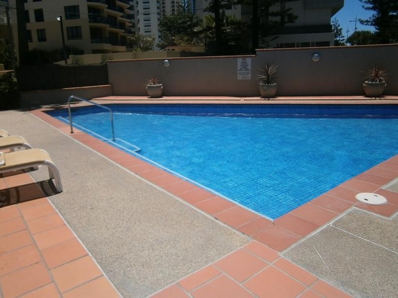 5 Clifford Street ‘Peninsula’, Surfers Paradise QLD 4217