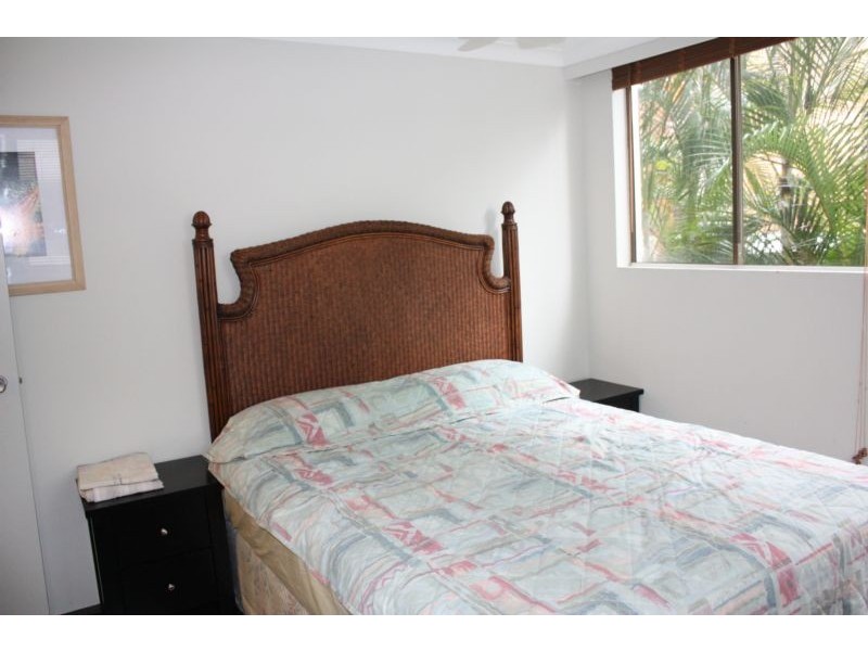 43 Enderley Avenue, ‘Anacapri’, Surfers Paradise QLD 4217