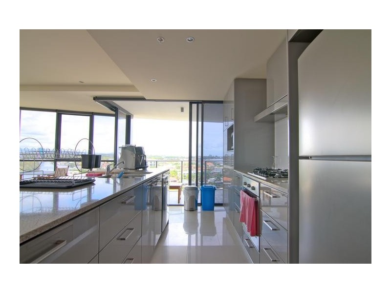 4 Wahroonga Place ‘Avalon Apartments’, Surfers Paradise QLD 4217