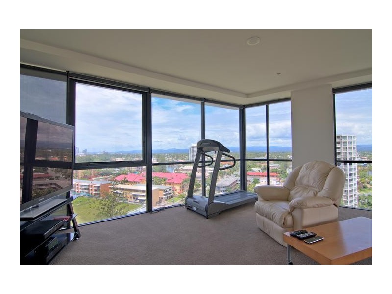 4 Wahroonga Place ‘Avalon Apartments’, Surfers Paradise QLD 4217