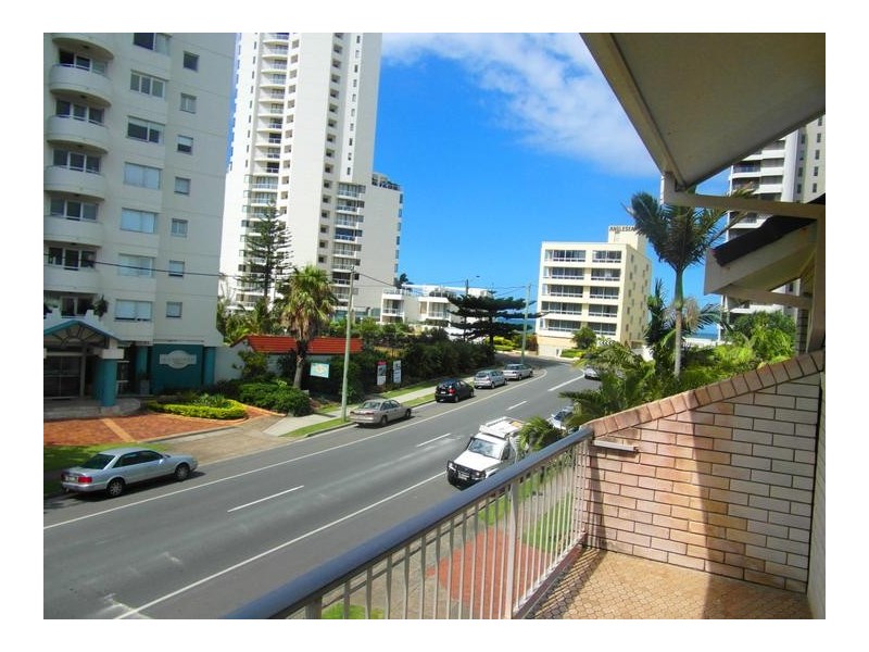 4 Fern Street ‘Halycon Place’, Surfers Paradise QLD 4217