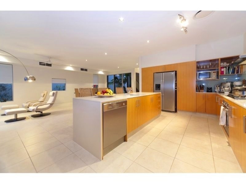 7 Durham Street, Southport QLD 4215
