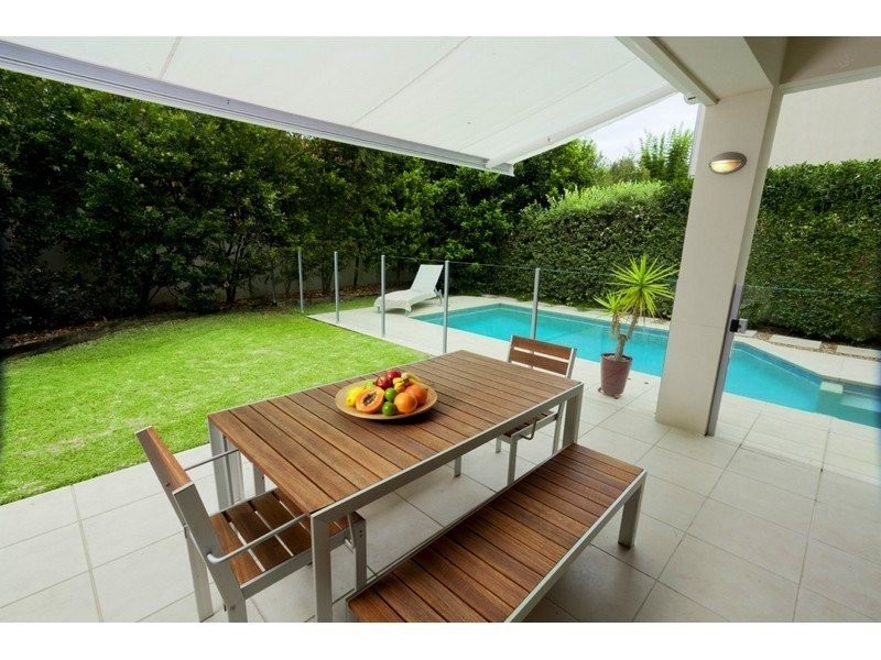 7 Durham Street, Southport QLD 4215