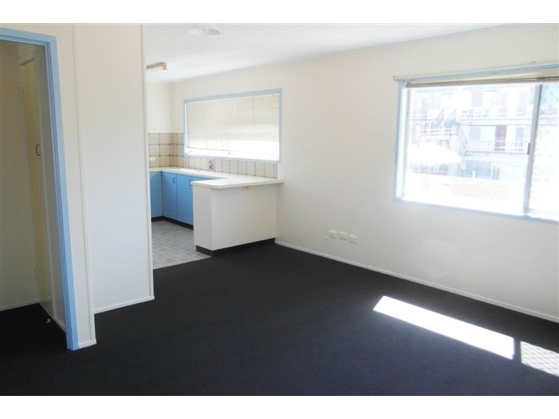 25 Leonard Avenue ‘Tralee Court’, Surfers Paradise QLD 4217