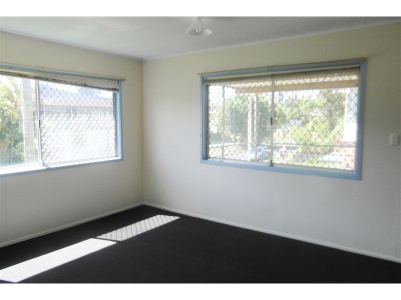 25 Leonard Avenue ‘Tralee Court’, Surfers Paradise QLD 4217