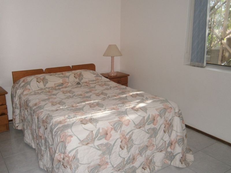 17-19 Old Burleigh Road, Surfers Paradise QLD 4217