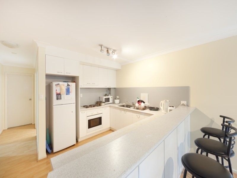 14 Illawong Street ‘Fern Court’, Chevron Island QLD 4217