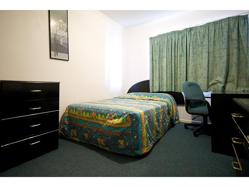 28 Sunrise Boulevard ‘Sunsand’, Surfers Paradise QLD 4217