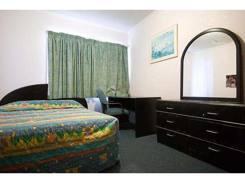 28 Sunrise Boulevard ‘Sunsand’, Surfers Paradise QLD 4217