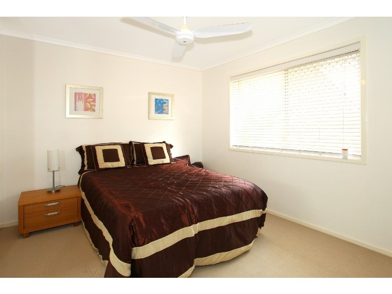 21 Elliott Street, Bundall QLD 4217