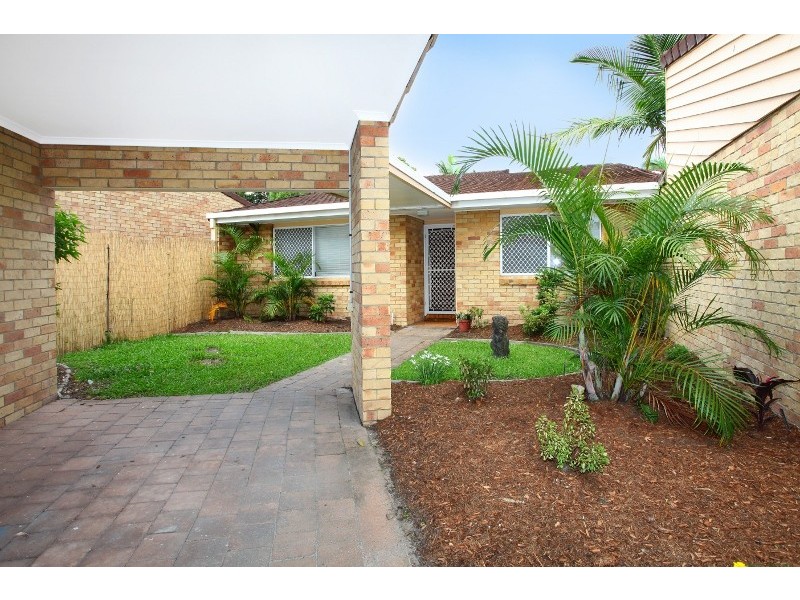 21 Elliott Street, Bundall QLD 4217