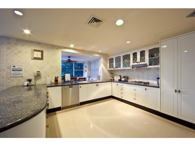 54 Commodore Drive, Paradise Waters QLD 4217