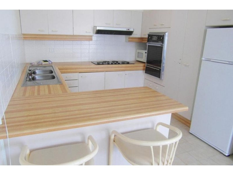 6B/4 Old Burleigh Road ‘Surfers Aquarius’, Surfers Paradise QLD 4217