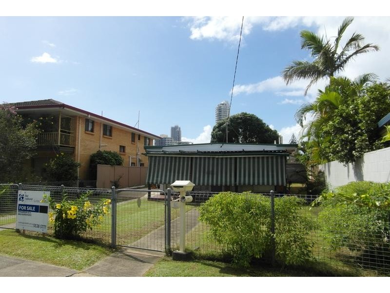 22 Verona Avenue, Isle Of Capri QLD 4217