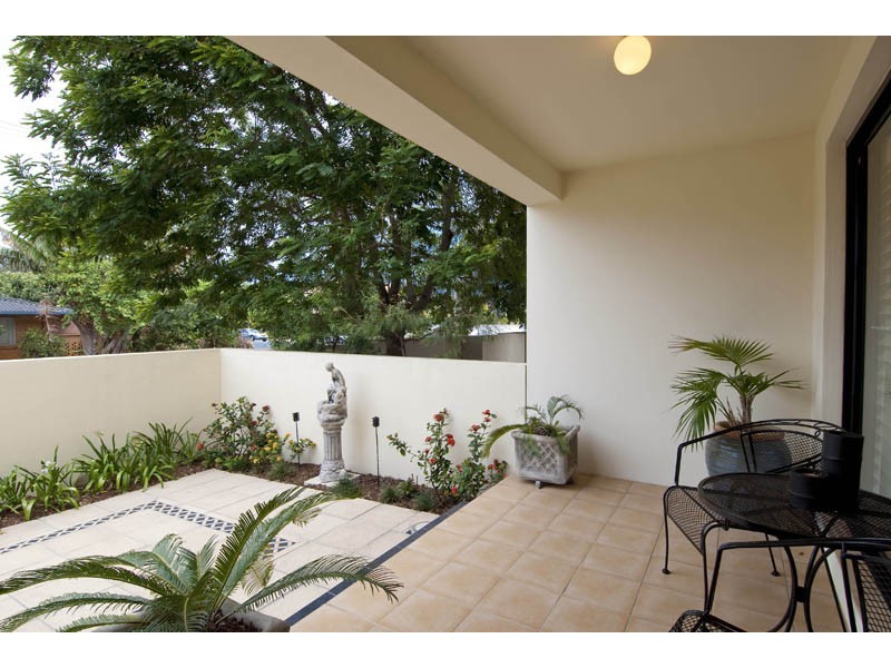 29 Sunset Boulevard, Surfers Paradise QLD 4217