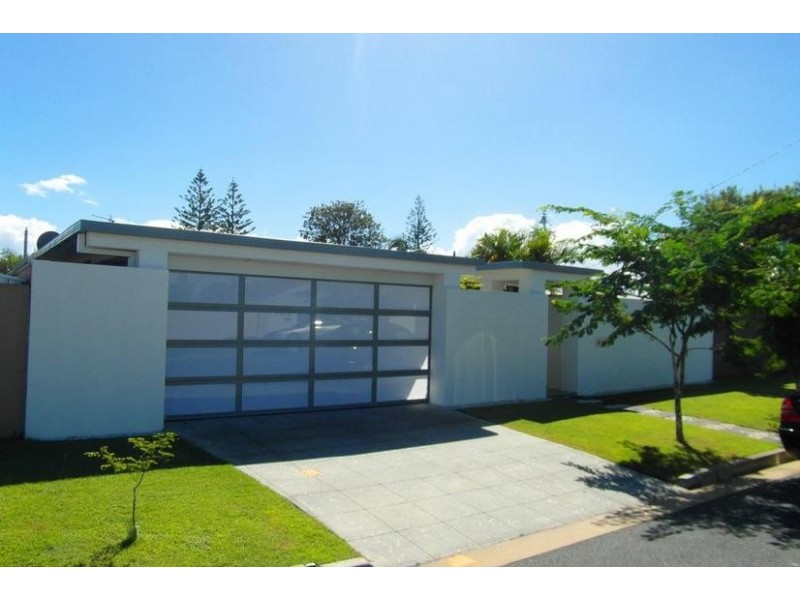 27 Allawah Street, Sorrento QLD 4217