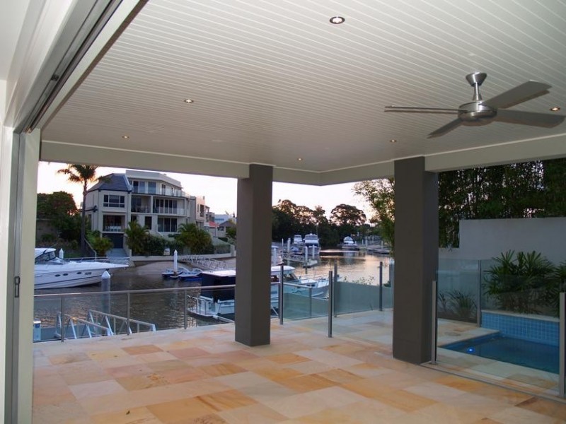 74 Gibraltar Drive, Isle Of Capri QLD 4217
