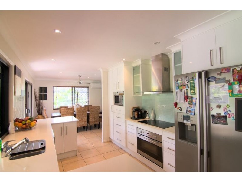 78 Campbell Street, Sorrento QLD 4217